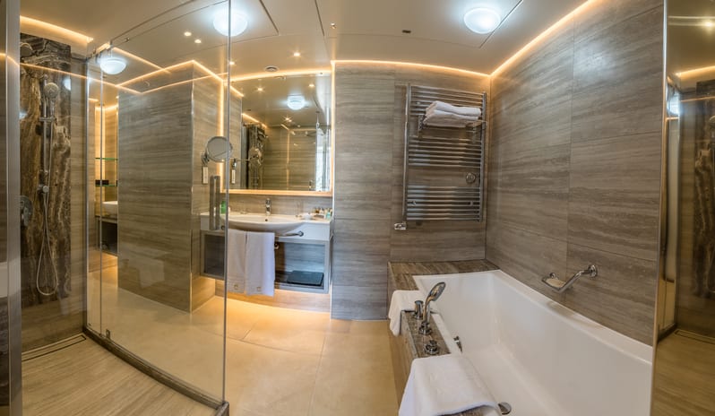 Columbia Beach Resort-Executive Suite Inland View 2_13462